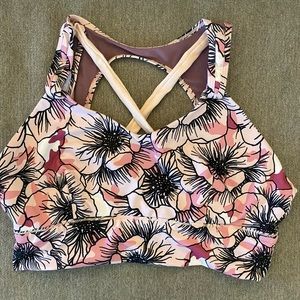 Large born primitive breastfeeding nursing sports bra